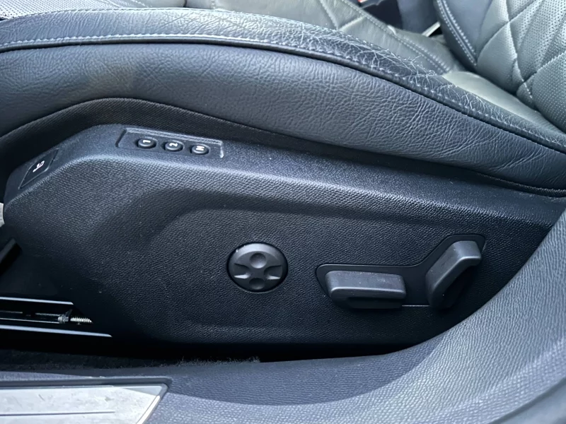 Théobald Occasion DS9 Berline Essence Bleu