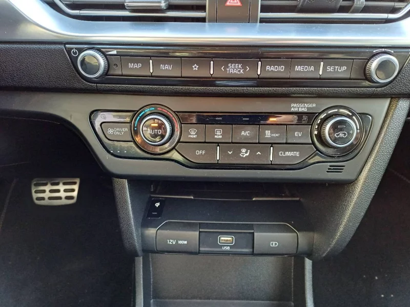 Théobald Occasion Kia E-niro SUV Electrique Gris