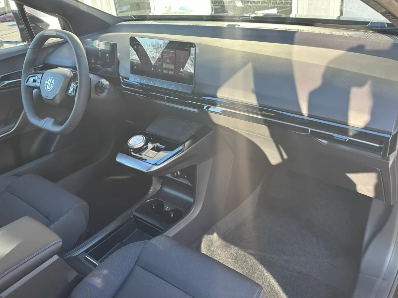 Théobald Occasion MG MG4 Electrique Berline Noir