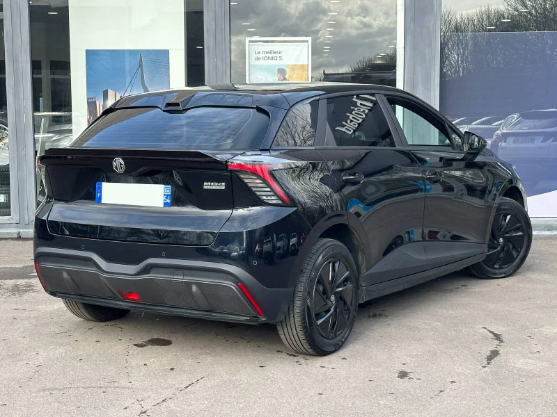 Théobald Occasion MG MG4 Electrique Berline Noir