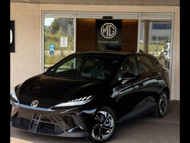 Théobald Occasion MG4 Berline Electrique Noir